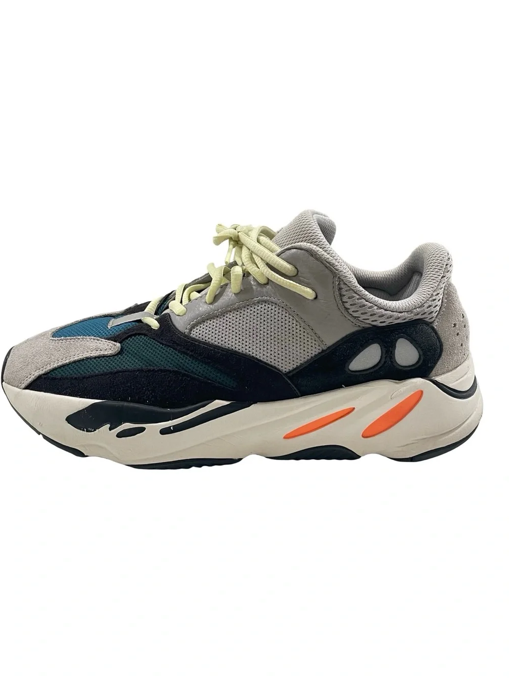 2018 Adidas Yeezy YZY Boost 700 Wave Runner Mens Size 10.5 (Retail Price $300)